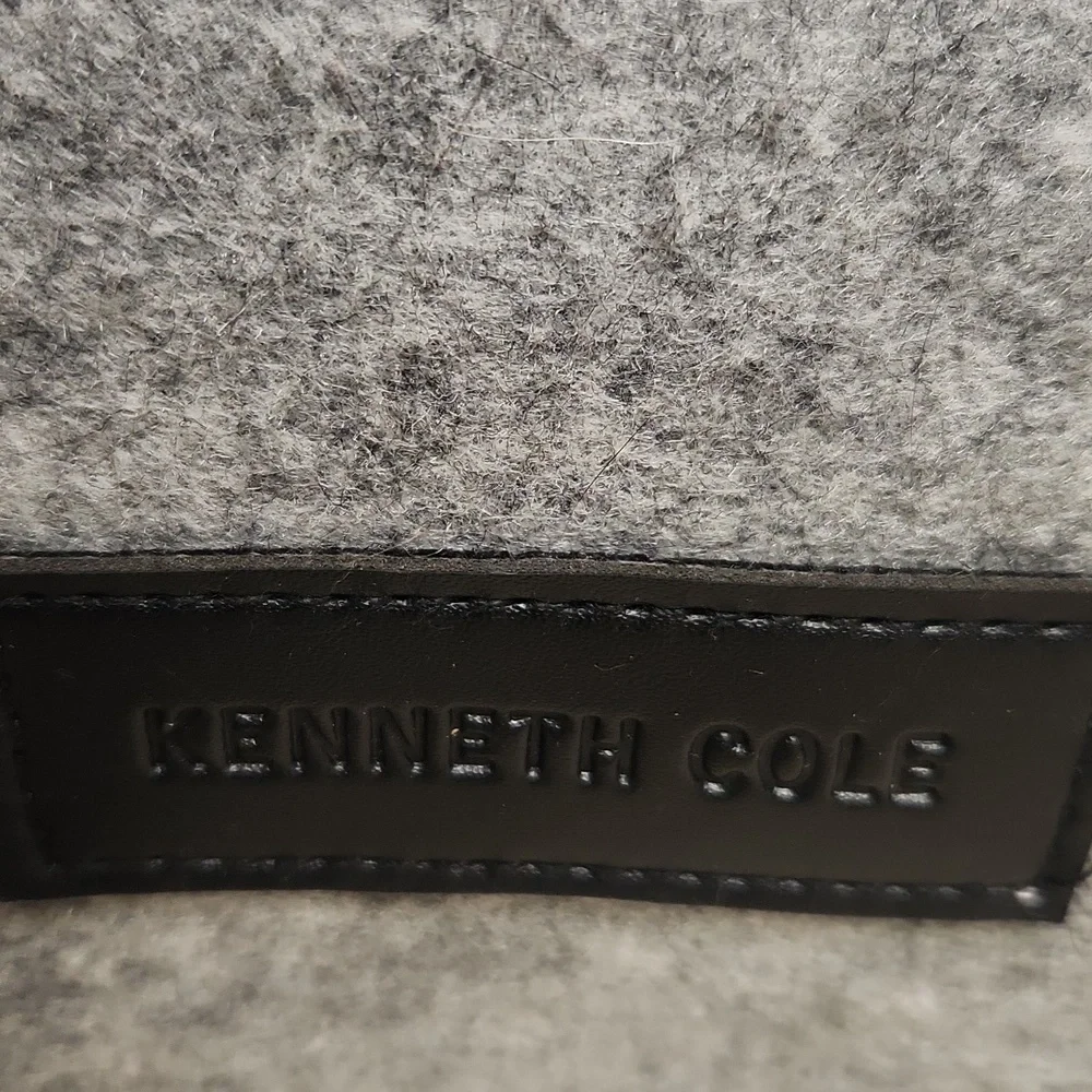 Kenneth Cole gray wool oversized weekend/duffel bag